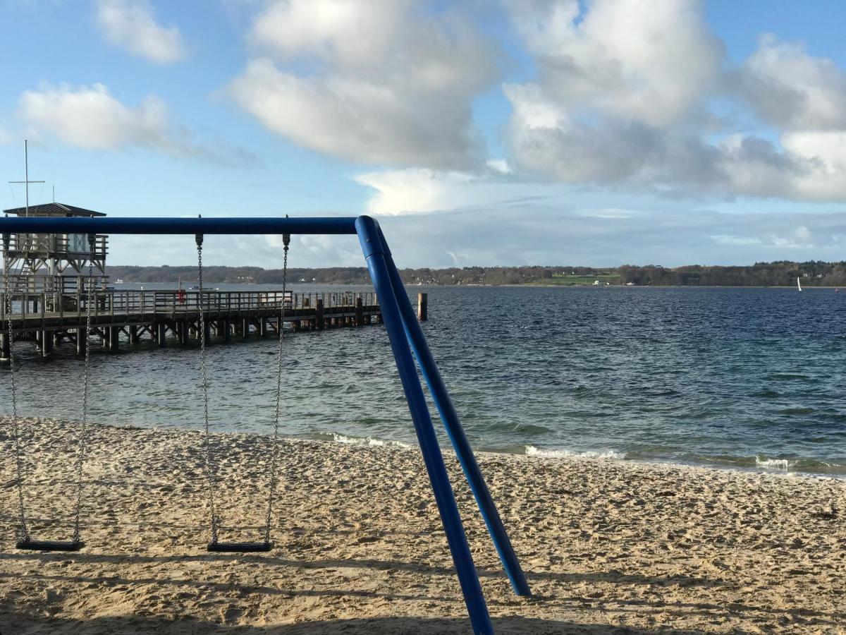 Strandblick Mit Strandkorb & Fahrraedern Glücksburg Exterior foto